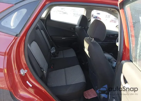 2018 Hyundai Kona Se z USA, uszkodzony, nr VIN KM8K1CAA9JU131707